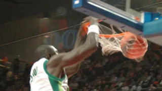 El Unicaja jugará la final tras jugar un duelo de duras defensas