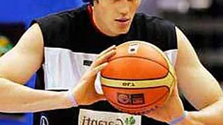 En los Milwakee Bucks también dicen que Ersan Ilyasova será blaugrana por 5 millones de dólares