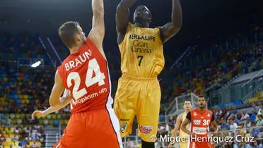 Savané, al Estudiantes para reencontrarse con Salva; Grigonis pone rumbo a Tenerife