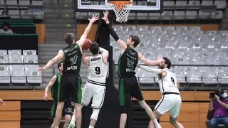 Teodosic frena en seco la épica remontada de Bassas y clasifica a la Virtus (78-84)