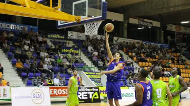 Los favoritos no fallan, pero sufren en una noche emocionante. Grigonis héroe, Sàbat MVP