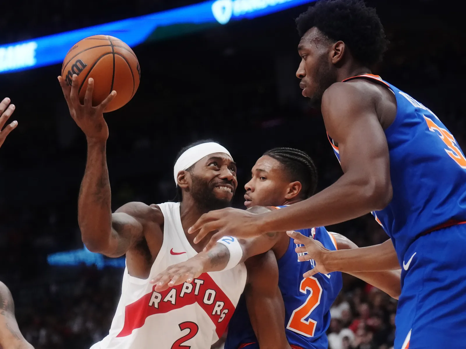 Los Knicks, humillados en Toronto: regreso triunfal de Kawhi Leonard con los Raptors