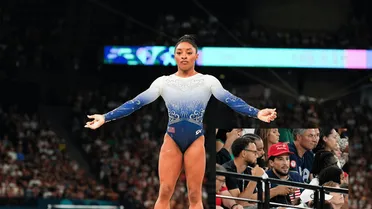 El Team USA de baloncesto se rinde a Simone Biles: “Es inspiración y la GOAT”