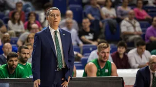 Alejandro Martínez cesado en el Betis; Óscar Quintana, muy cerca