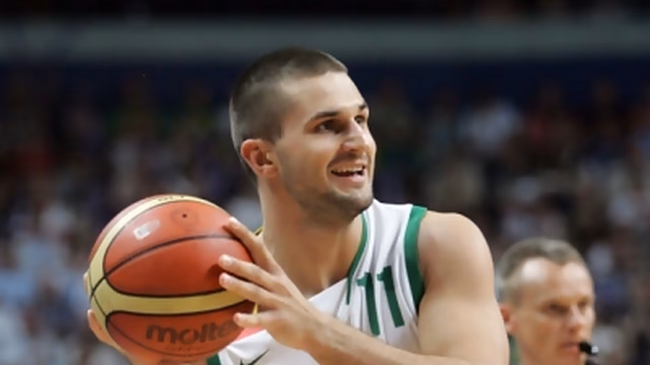 Linas Kleiza se queda con los 12 millones del Olympiacos