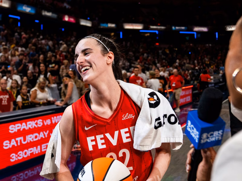 El fenómeno Caitlin Clark arrasa en Estados Unidos duplicando la cantidad de espectadores