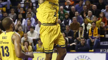 Laso quita hierro a la derrota; la torre de Canarias y ¡Pete manda dardo a Rosell!