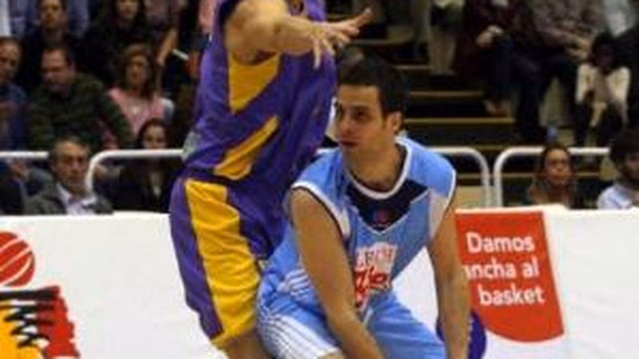 LEB Oro – J.24 (y II): Rosalía pone la liga al rojo vivo al vencer en Alicante; CB Valladolid a un paso del liderato