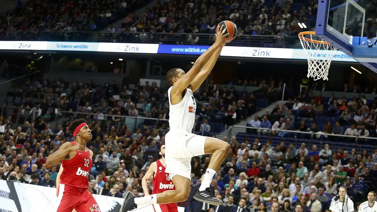 El Real Madrid batió a Olympiacos al ritmo de Campazzo (94-78)