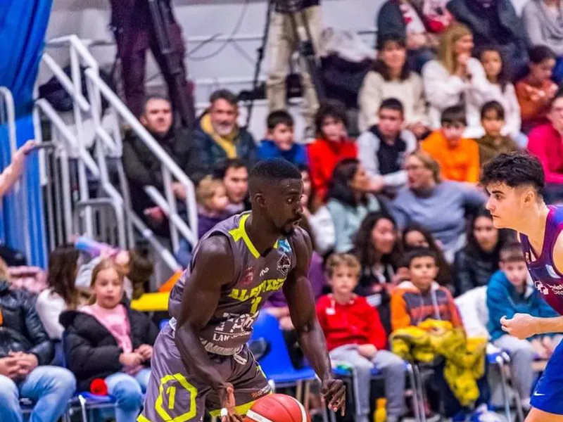 Lucha de gigantes en Liga EBA: 91 de valoración entre estos dos jugadores