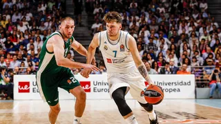 ¿Quiénes juegan en el Real Madrid – Dallas Mavericks?