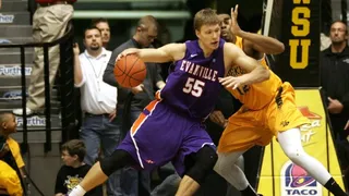 Egidijus Mockevicius: la bestia lituana que domina los tableros NCAA en Evansville