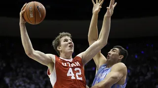 Jakob Poeltl, un austriaco que deslumbra en Utah; pesadilla para Michigan State y Kansas