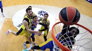 Euroliga (J24): Othello decide el duelo contra Fenerbahce. Deshaun Thomas, imparable