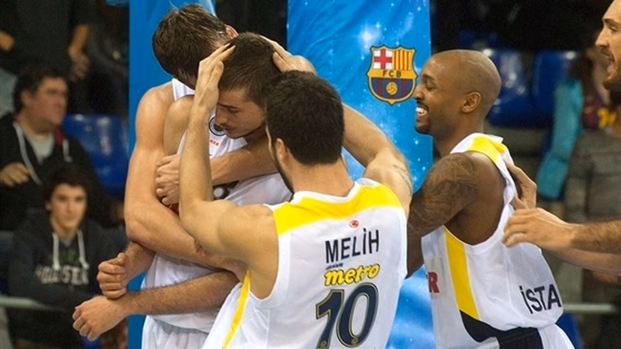 Nemanja Bjelica decide en la prórroga en el Palau en una noche no apta para cardíacos