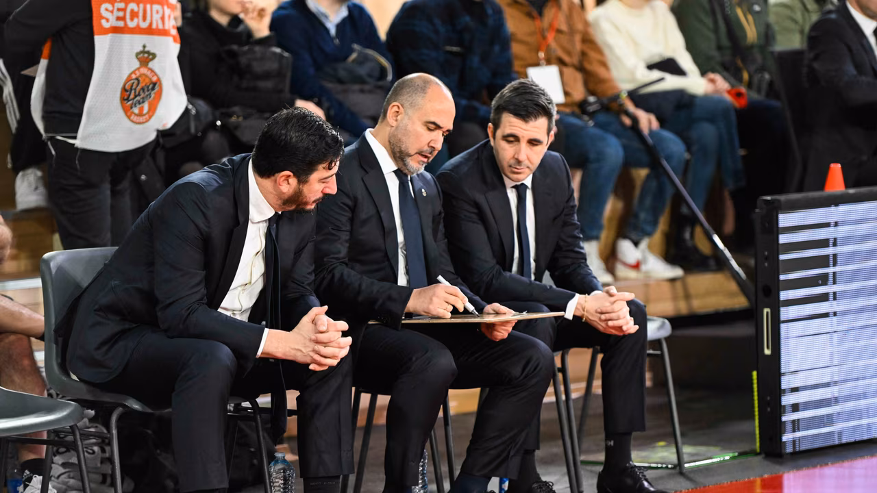 Chus Mateo: “Estoy feliz por la brillante primera parte de la temporada”