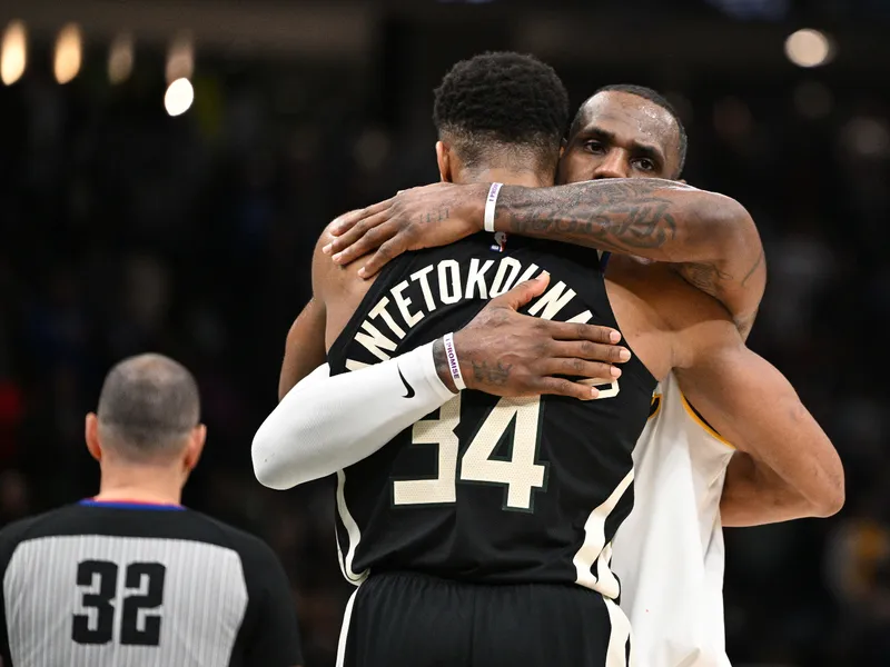 Rumores NBA: Golden State sueña con Giannis Antetokounmpo… y con LeBron James