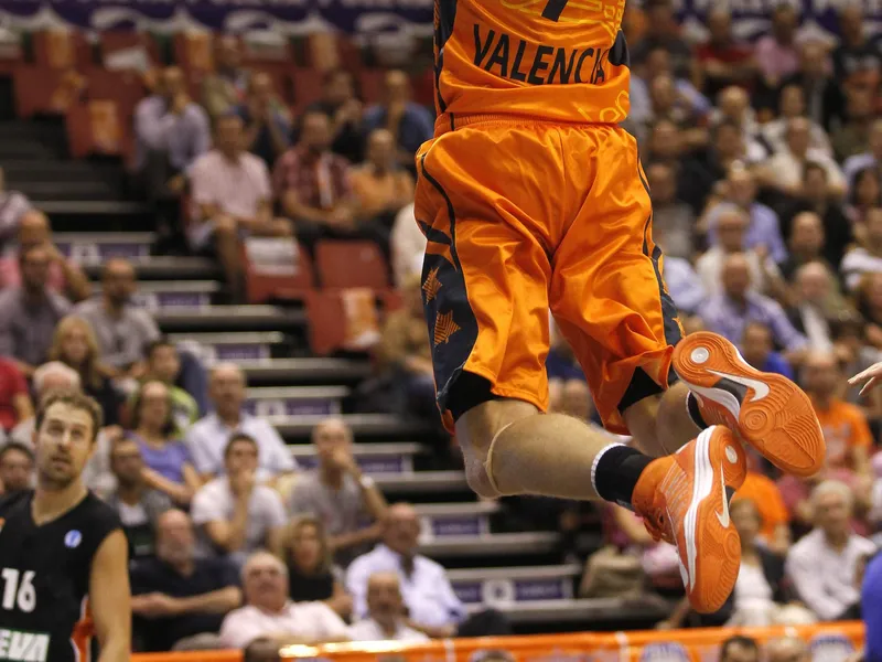 BB y el caos sardo; Van Rossom brilla; CAI no remata. Buzzer beaters de Goudelock y Lofton