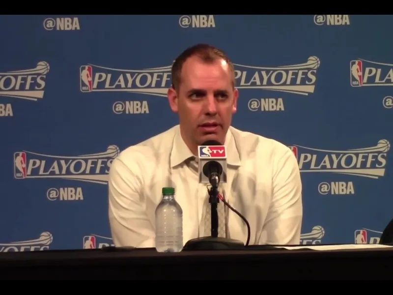 Larry Bird no renovará a Vogel. Bosh y Wall, a recuperarse durante el verano