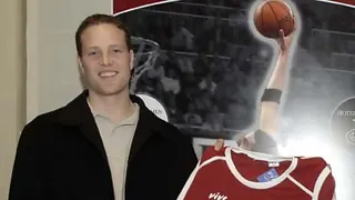 Granada y Estu luchan por mantener a Curtis Borchardt en la ACB