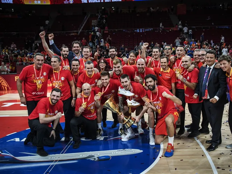 La Familia gana el Mundobasket: “Los chicos de oro y asociados”