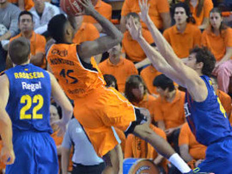 La otra estadística en la Liga Endesa (J8): Damjan Rudez afina su puntería. Despierta <i>la bestia</i> Charles Garcia. Tomás Bellas se doctora decidiendo en Murcia