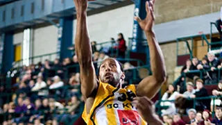 Alex Scales podría ser el sustituto de Maurice Ager en Cajasol