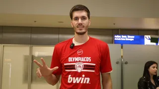El fichaje NBA del Olympiakos ya habla como nuevo jugador del equipo