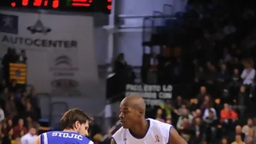 Menorca Básquet deja escapar una de los partidos más importantes de la temporada ante el Meridiano Alicante (70-79)