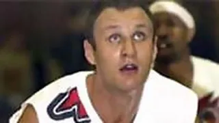 El ex jugador del Real Madrid Jiri Zidek anuncia su retirada