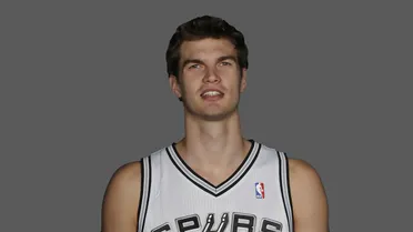 Splitter se doctora ante Thunder. Paupérrimos Knicks. La mejor noche de Hawes y Koufos