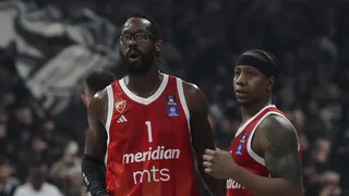 Un muro invisible que ya no estará: salida sorpresa en Belgrado