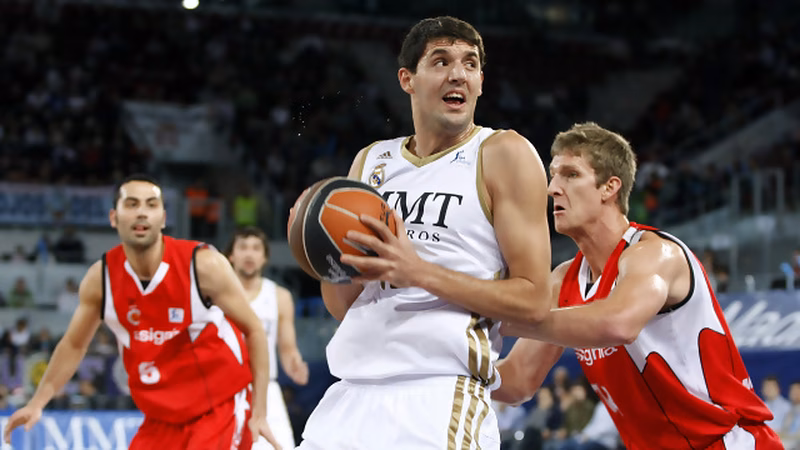 Mirotic, mejor jugador no estadounidense fuera de la NBA