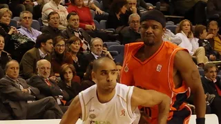 Cherry, operado y Page mejora