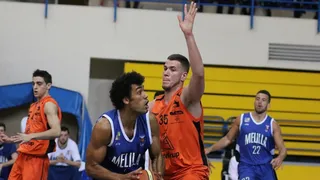 Meritorio Valladolid. Sin cobrar, asaltan Lobete con un estelar De la Fuente (31 val.)