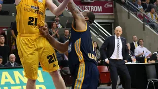 Bayern y Berlín tropiezan. Bamberg,10 victorias seguidas. Coby Karl, 2 MVPs seguidos