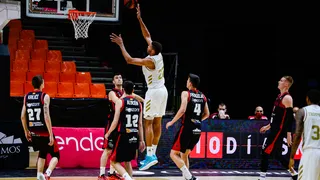 Un Real Madrid de gala pasa el trago de la eliminación ante Zaragoza (94-88)