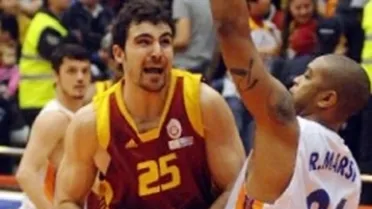 Las consecuencias del caso Nalga: duras sanciones para Galatasaray