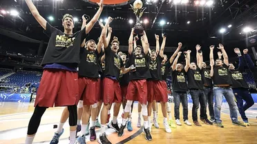 La “familia” del Barça Júnior, nuevo campeón de Europa ante el trío mágico serbio