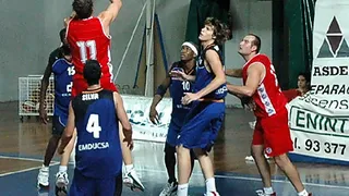 Albert Ausina deja Valls