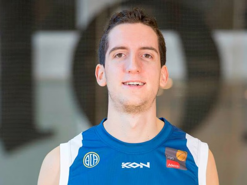 El MoraBanc Andorra cede a Guillem Colom al Peñas Huesca