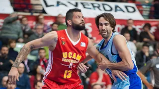 Faverani, el elegido para reforzar la pintura blaugrana. Dorsey, con los días contados