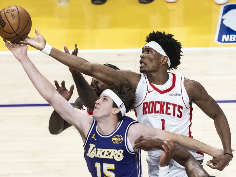 Los Lakers encajan una nueva derrota inesperada en casa y ve cómo se le complica la serie