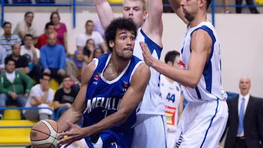 Devin Wright, un año más en Melilla