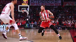 Vuelve a la casilla de salida tras su discreto paso por el Olympiacos