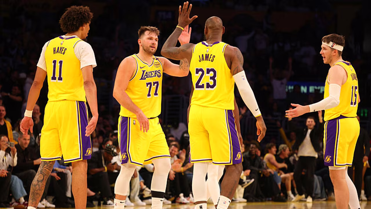 Los Ángeles Lakers definirán su futuro en los 8 días del terror