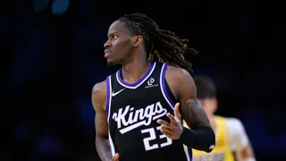 Traspaso de tres equipos saca dos objetivos de los Lakers del mercado