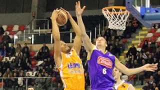 Adecco Oro J15 (I): Festival del Força Lleida en una jornada balsámica para los colistas. Urko Otegui lidera el triunfo de Palencia