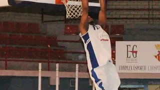 La lesión de Holmes en el primer entrenamiento pone a Palencia de nuevo en el mercado