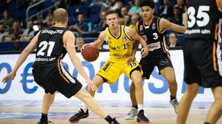 easyCreditBBL (J6): ALBA Berlín es el nuevo líder tras la derrota de HAKRO Merlins